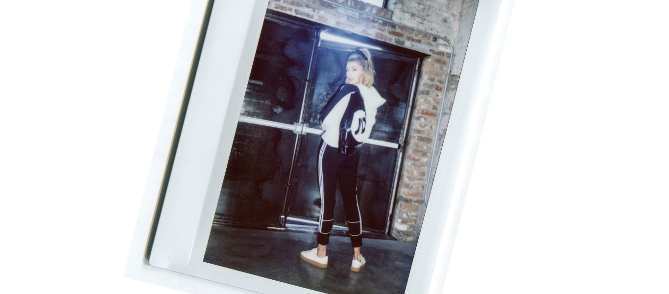 Hailey Baldwin JD bag