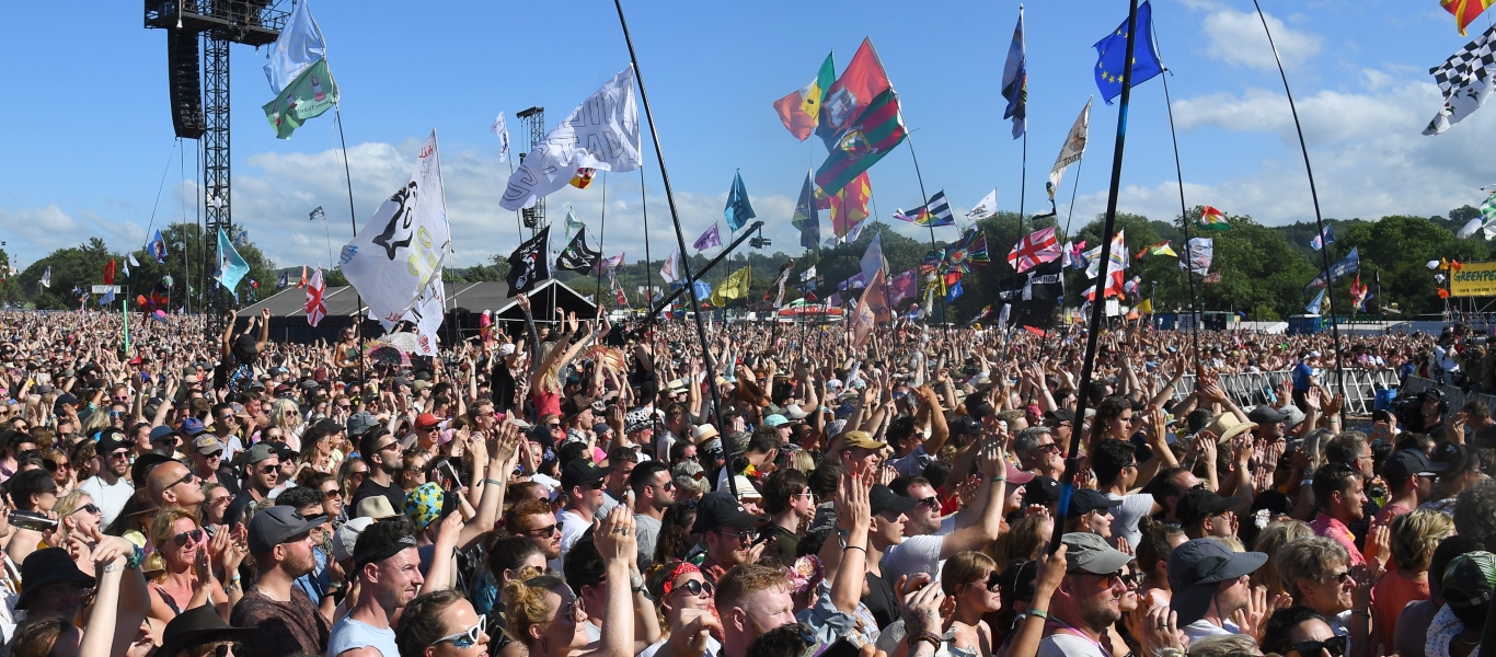 Glastonbury 2019 crowd