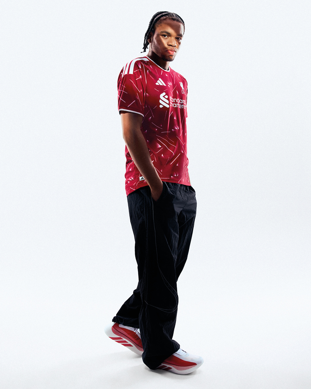 Rio Ngumoha in the LFC 26/27 Home Kit