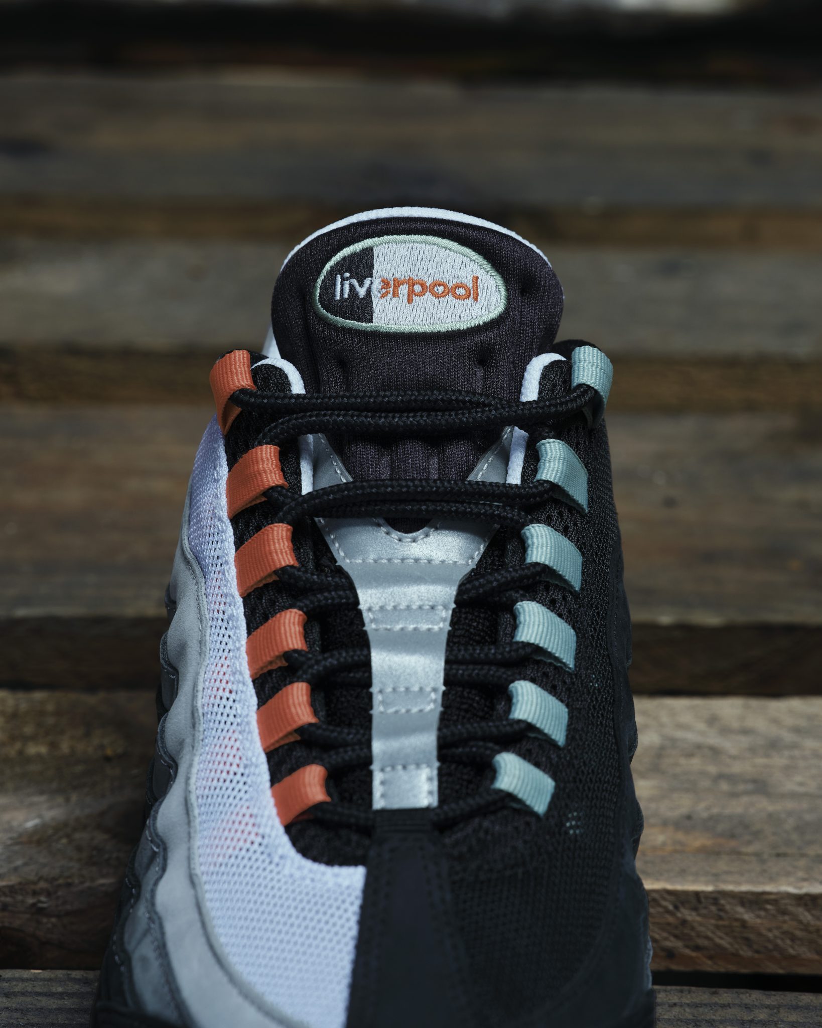 Nike Air Max 95 Liverpool JD Exclusive lateral view showing Rust Factor and Steam gradient side panels